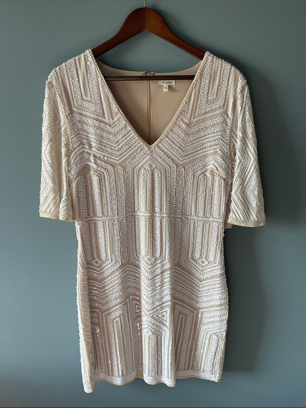 En Creme Ivory Beaded V-Neck Cocktail Dress